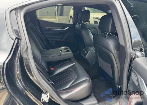 2017 Maserati Ghibli S z USA, uszkodzony, nr VIN ZAM57RSA3H1206281